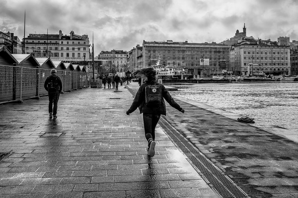 Vieux Port de Marseille noir et blanc Notre-Dame de la Garde